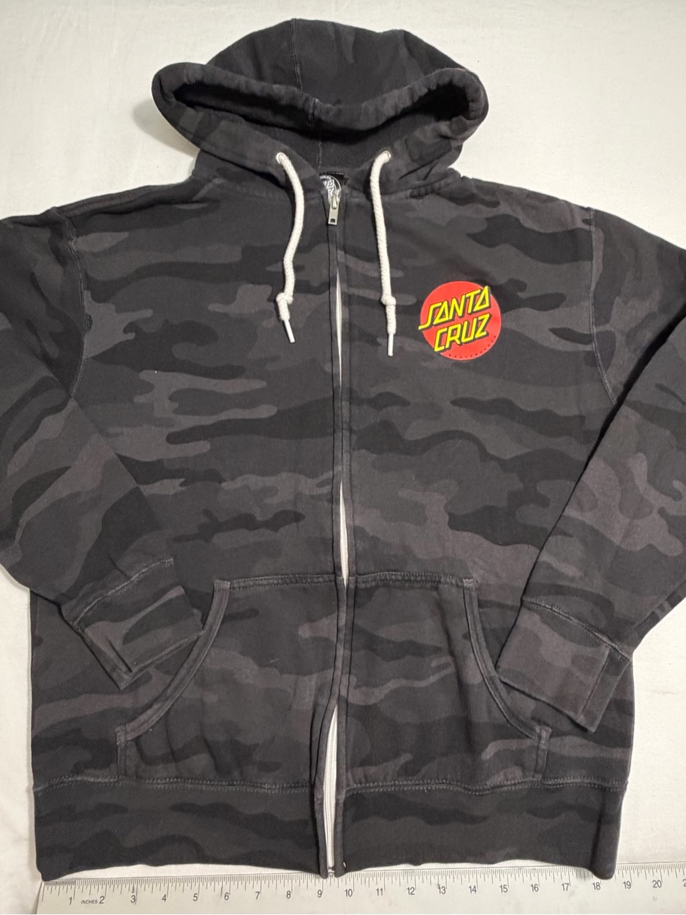 Santa Cruz Skateboards Black & Gray Camo Zip Hoodie